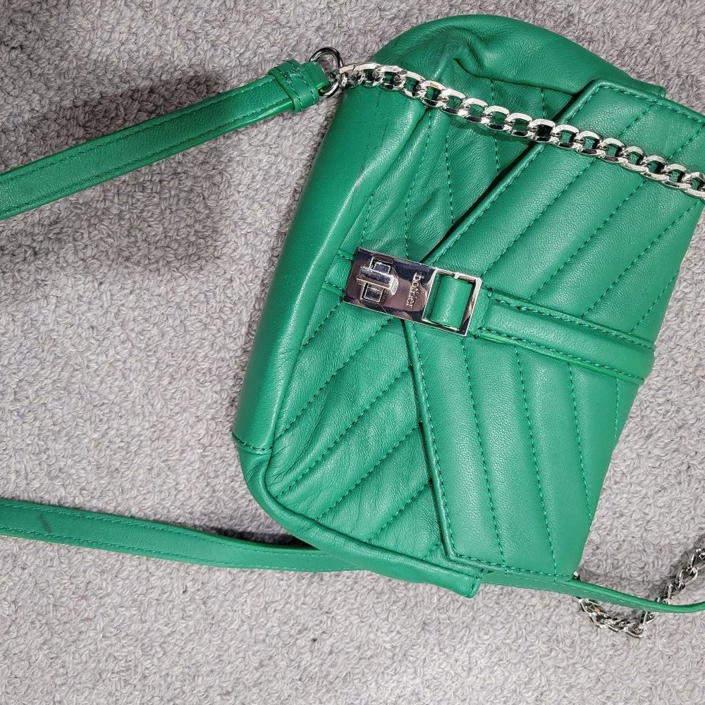 Green crossbody leather bag